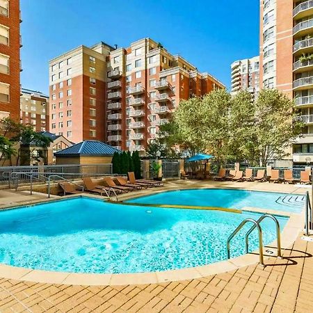 Fantastic 2 Bedroom Condo At Ballston With Gym Арлингтън Екстериор снимка
