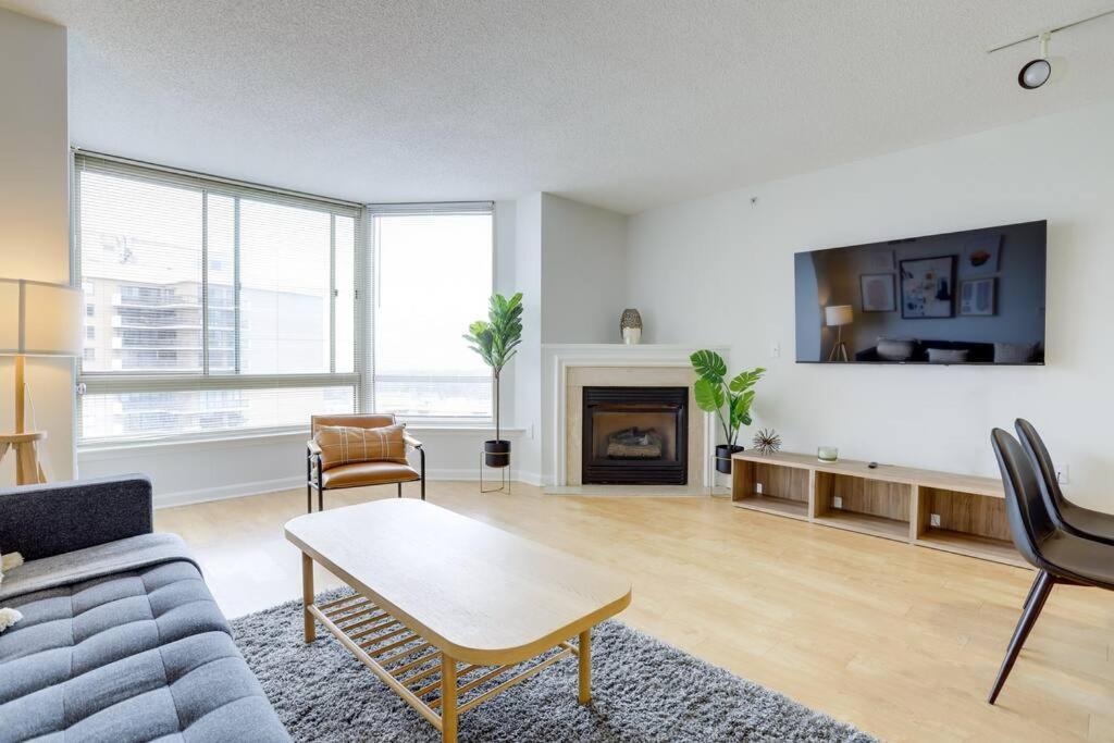 Fantastic 2 Bedroom Condo At Ballston With Gym Арлингтън Екстериор снимка